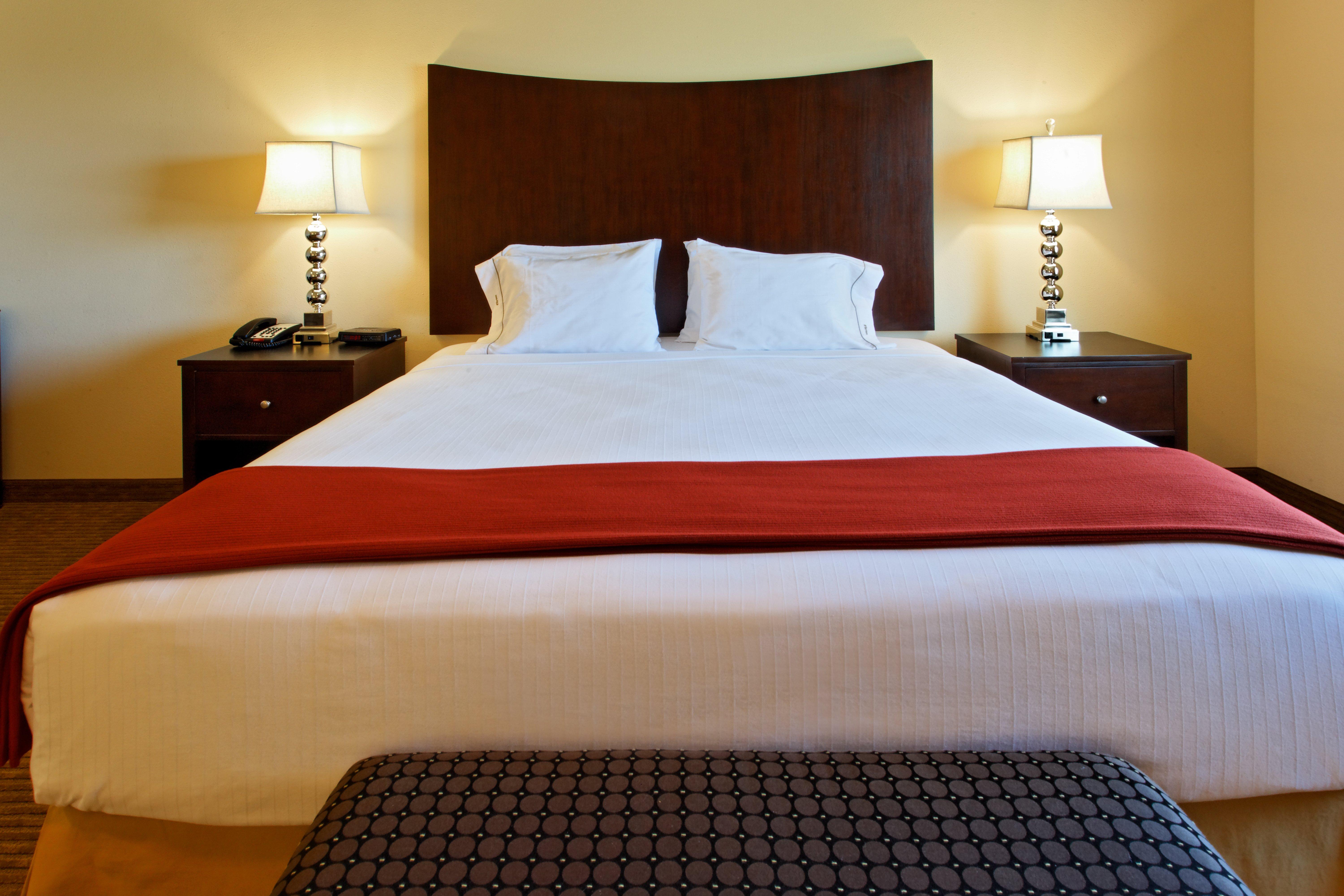 Holiday Inn Express Hotel & Suites Cleburne By Ihg Exterior foto