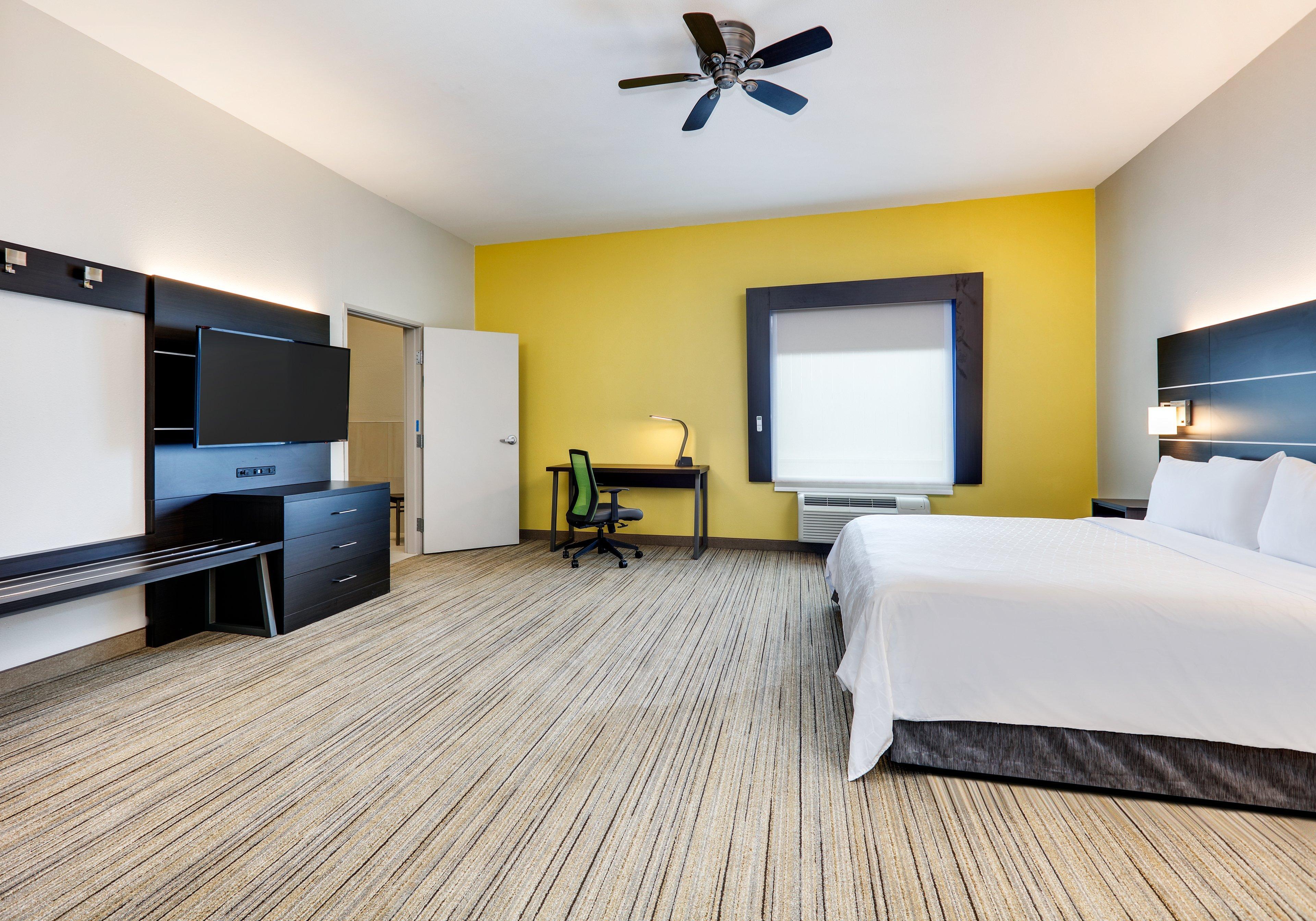 Holiday Inn Express Hotel & Suites Cleburne By Ihg Exterior foto